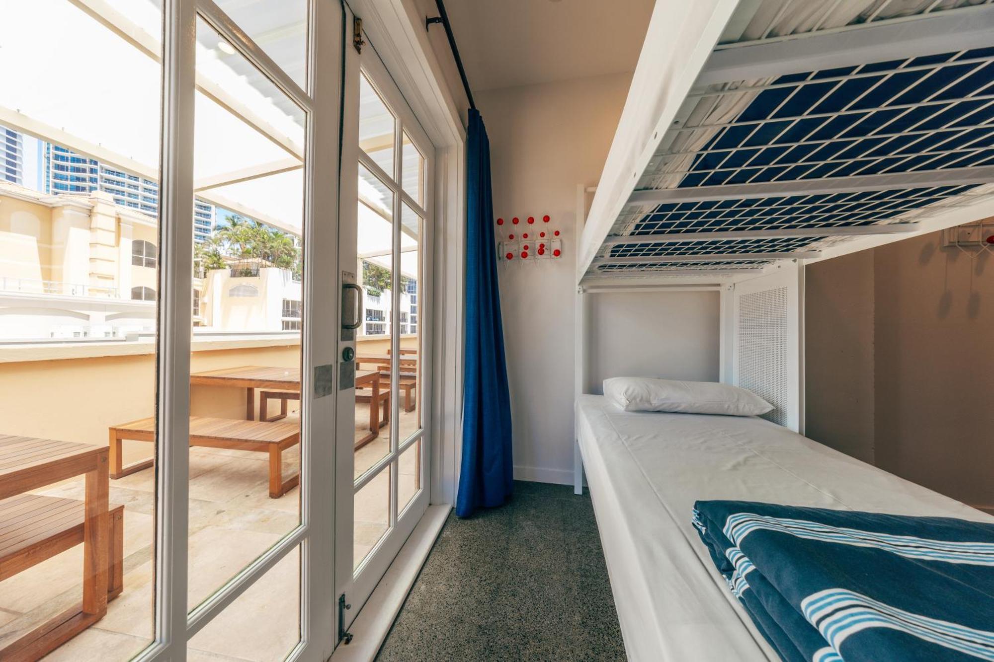 Hostel Maze Backpackers - Gold Coast Exteriér fotografie