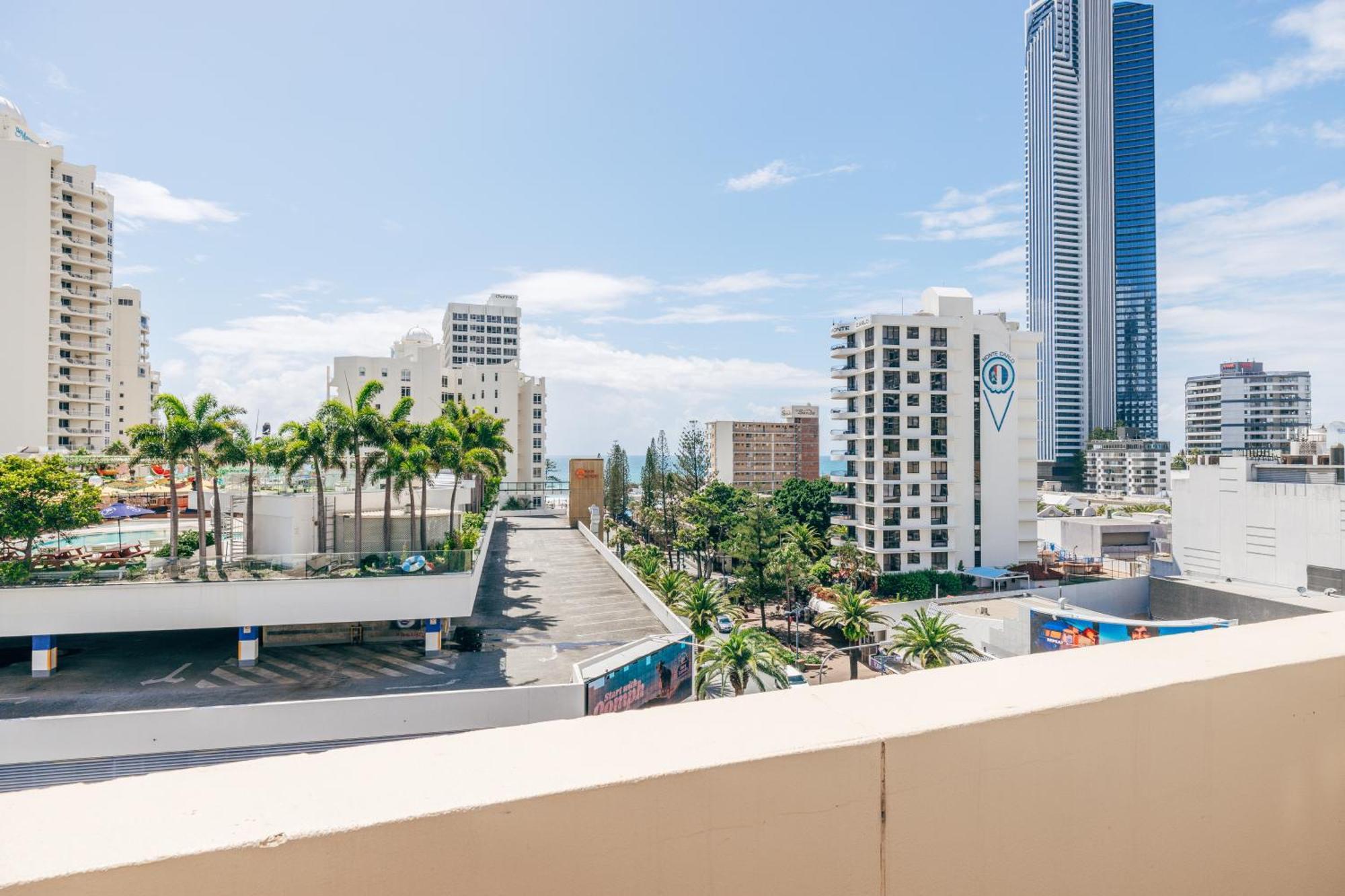 Hostel Maze Backpackers - Gold Coast Exteriér fotografie